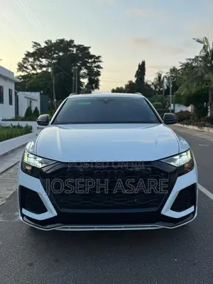 Audi RS Q8 Base 2023 White