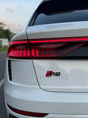 Audi RS Q8 Base 2023 White