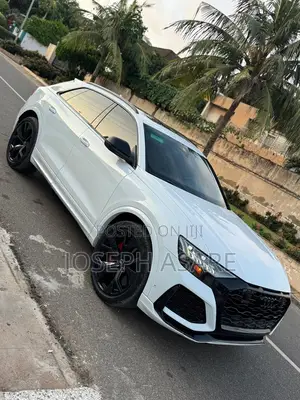 Audi RS Q8 Base 2023 White