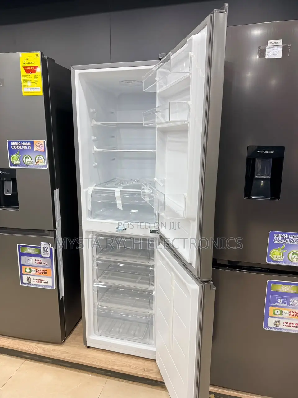 Nasco D2-30 Fridge-Freezer