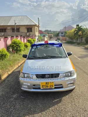 Mazda Demio 2002 Silver