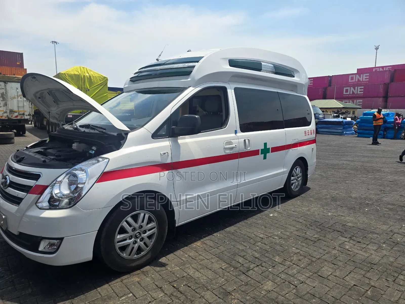 Hyundai Starex 2016 White