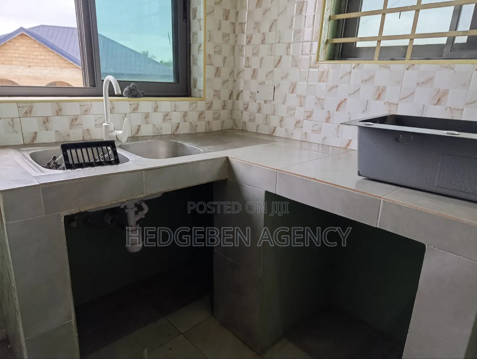 1bdrm Apartment in Pentecost for rent