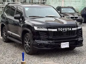 Toyota Land Cruiser 2015 Black