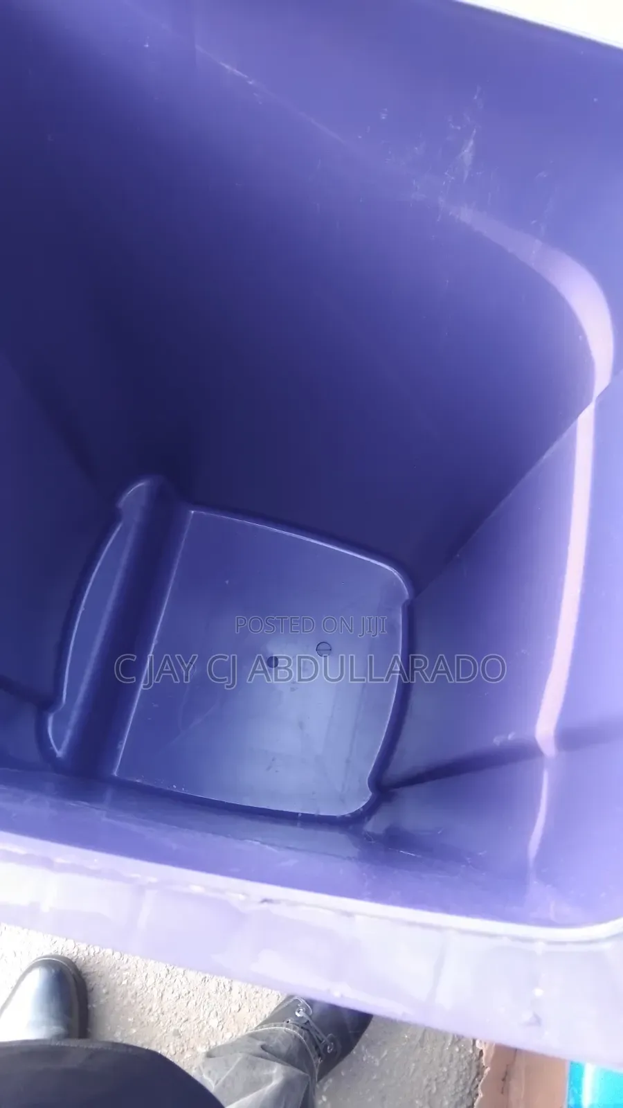 Big Trash Bin With 2 Tire