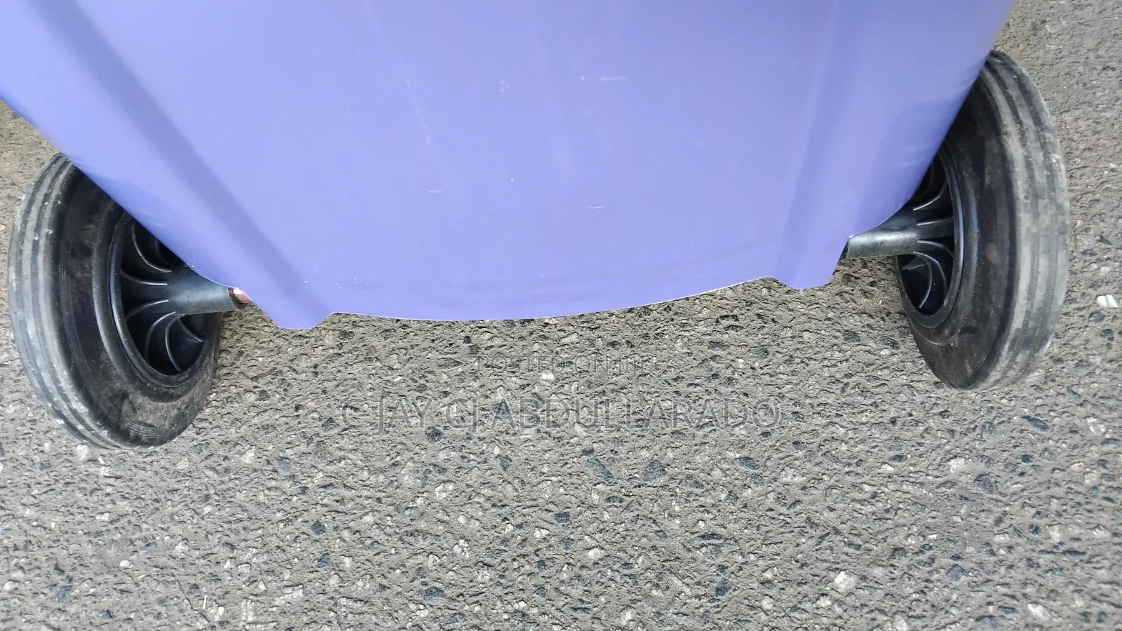 Big Trash Bin With 2 Tire
