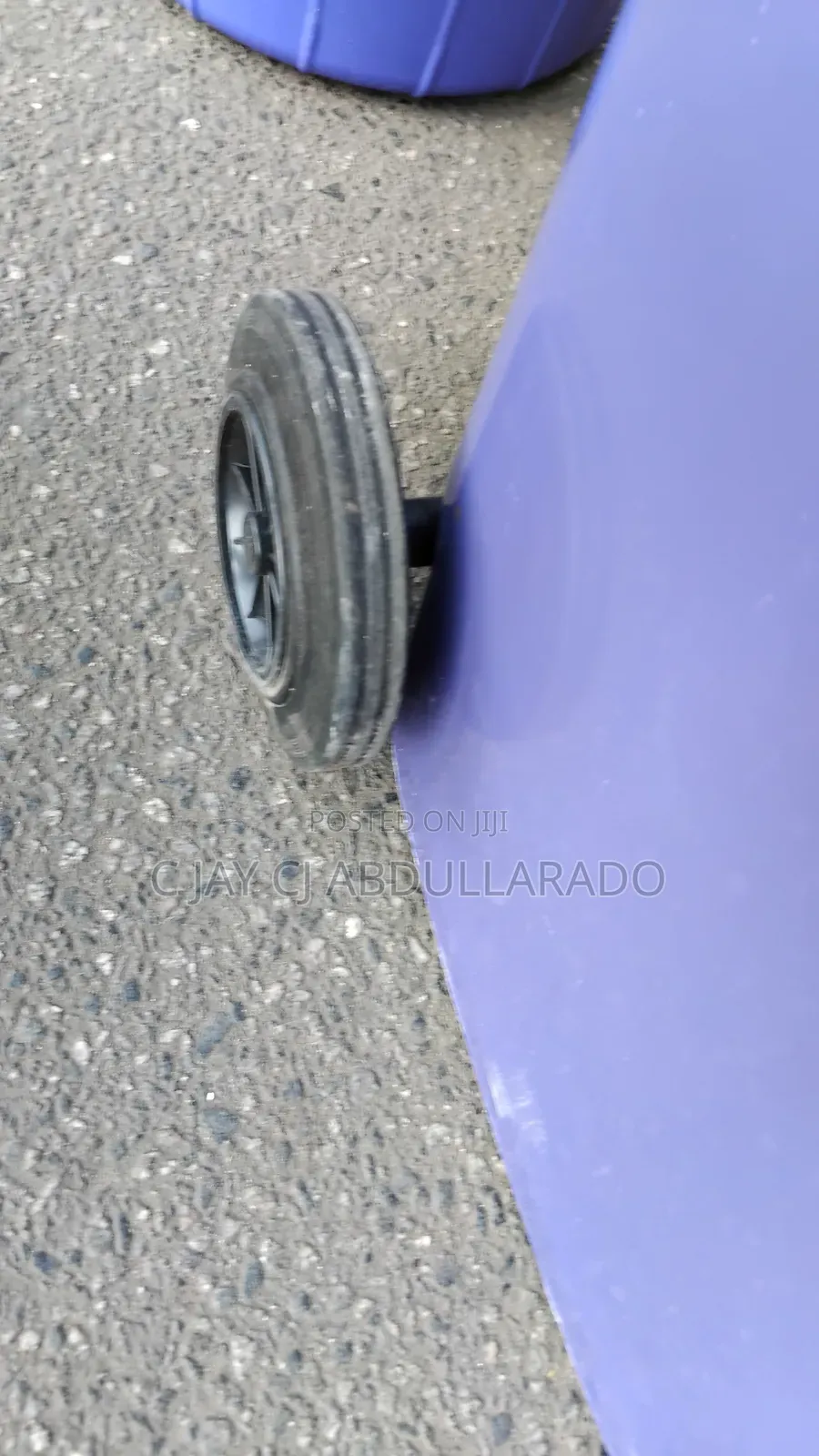 Big Trash Bin With 2 Tire