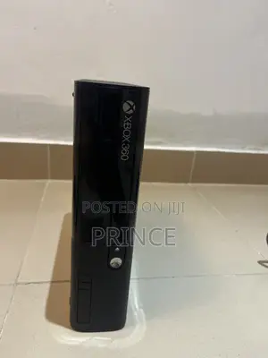 Microsoft Xbox 360 E
