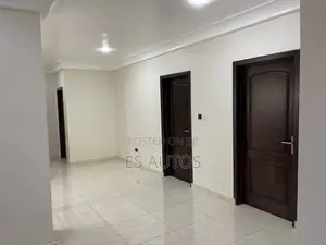 4bdrm House in Es, Community 25 for sale