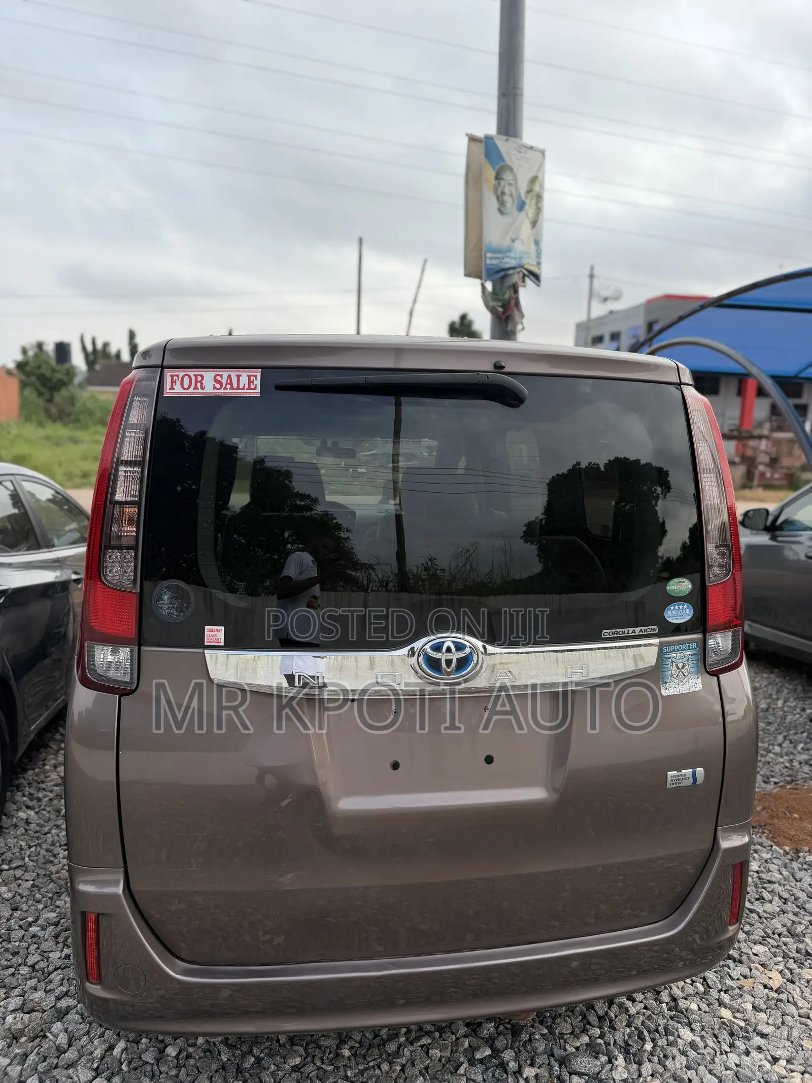 Toyota Noah 2014 Gray