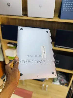 Laptop Apple MacBook Air 2018 8GB Intel Core i5 SSD 128GB