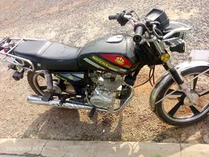 Royal Motorcycle 2025 Black