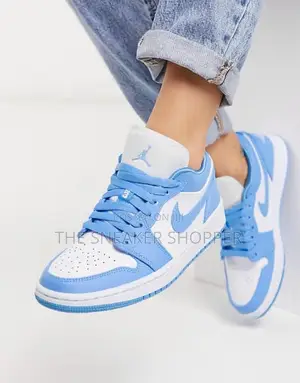 Air Jordan 1 Low Dunks Sneakers