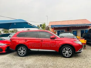 Mitsubishi Outlander 2018 Red