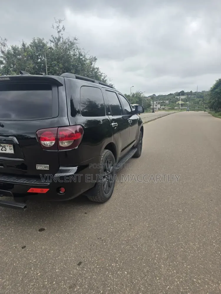 Toyota Sequoia 2010 Black