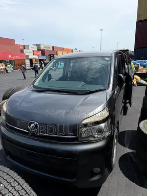 Toyota Voxy 2013 Black