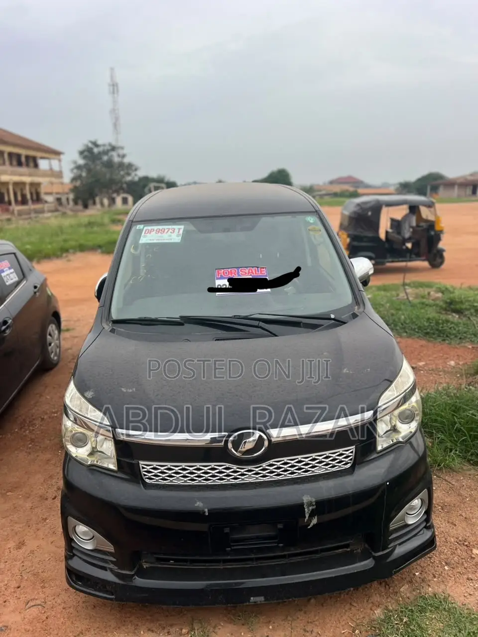 Toyota Voxy 2013 Black