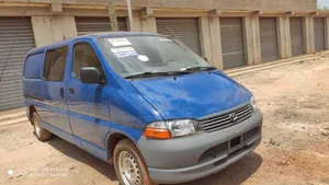Toyota HiAce 2010 Blue
