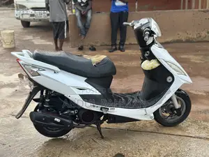 Kymco 2020 White