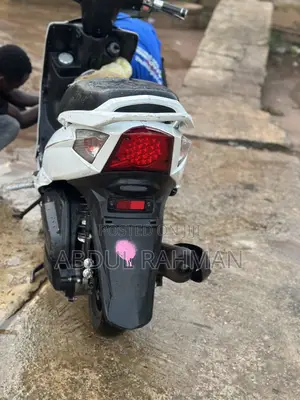 Kymco 2020 White