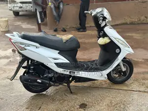 Kymco 2020 White