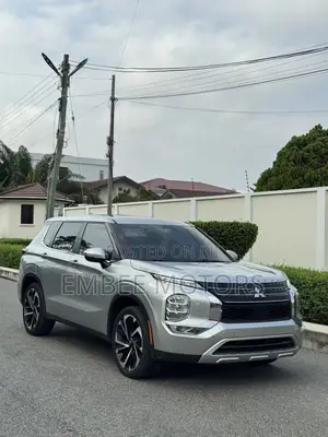 Mitsubishi Outlander SE Special Edition 2023 Silver