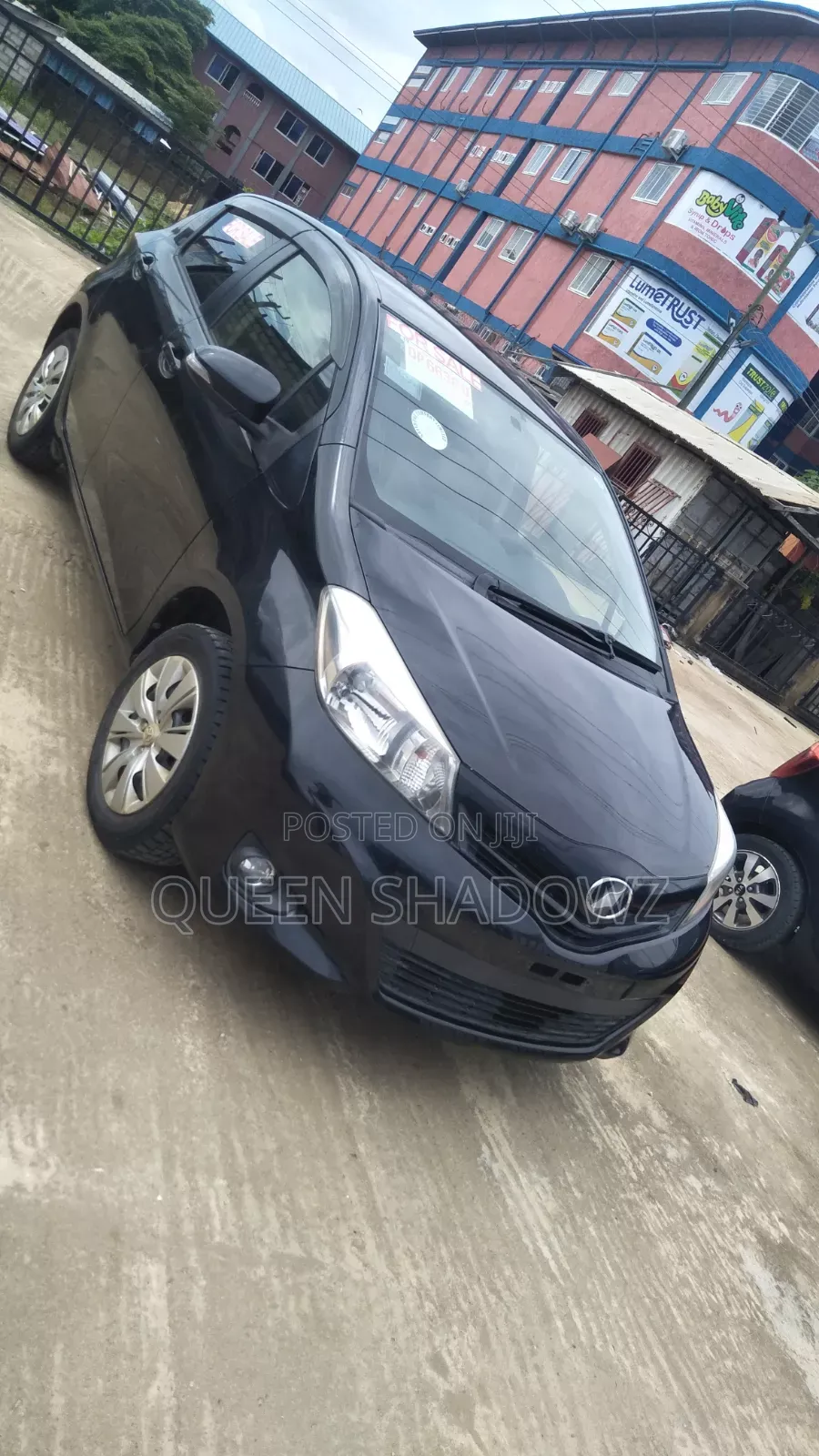 Toyota Vitz 2013 Black