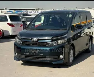 Toyota Voxy SV Premium 2014 Blue