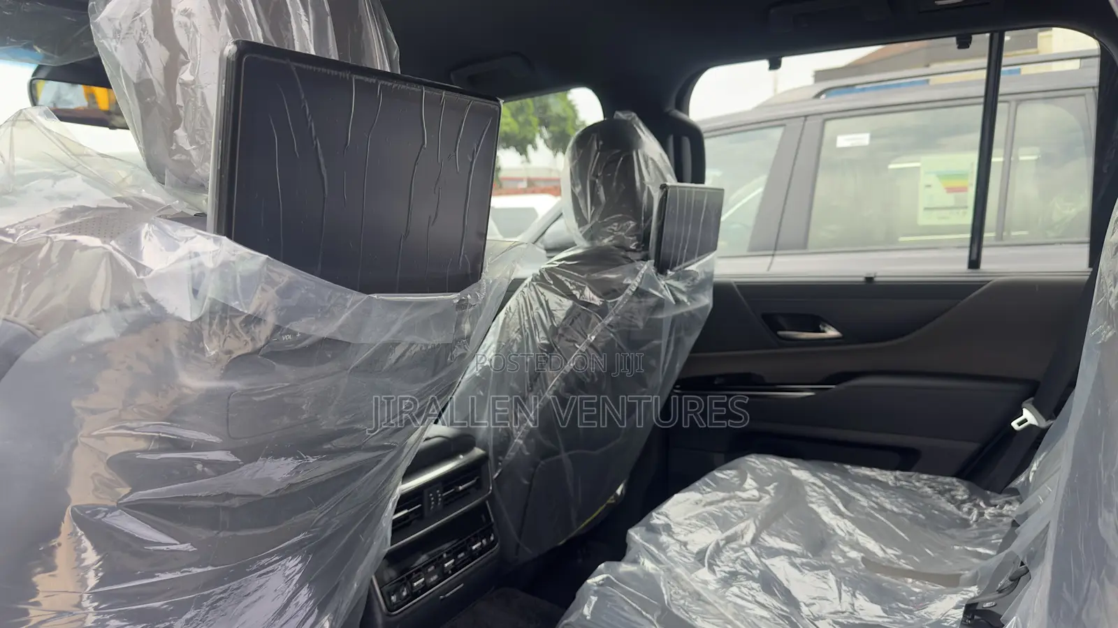 New Lexus LX 700h 2025 Gray