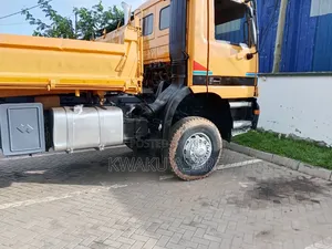 Mercedes Benz Actros 1835 Tipper Truck