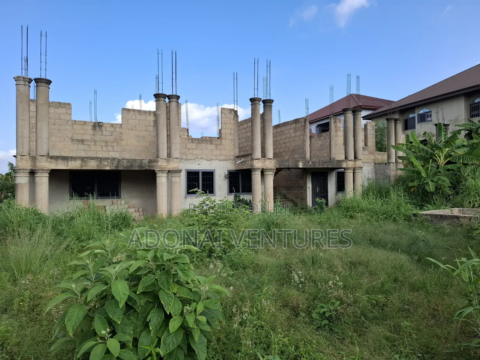 8bdrm House in Sokoban  Aboabo, Kumasi Metropolitan for sale