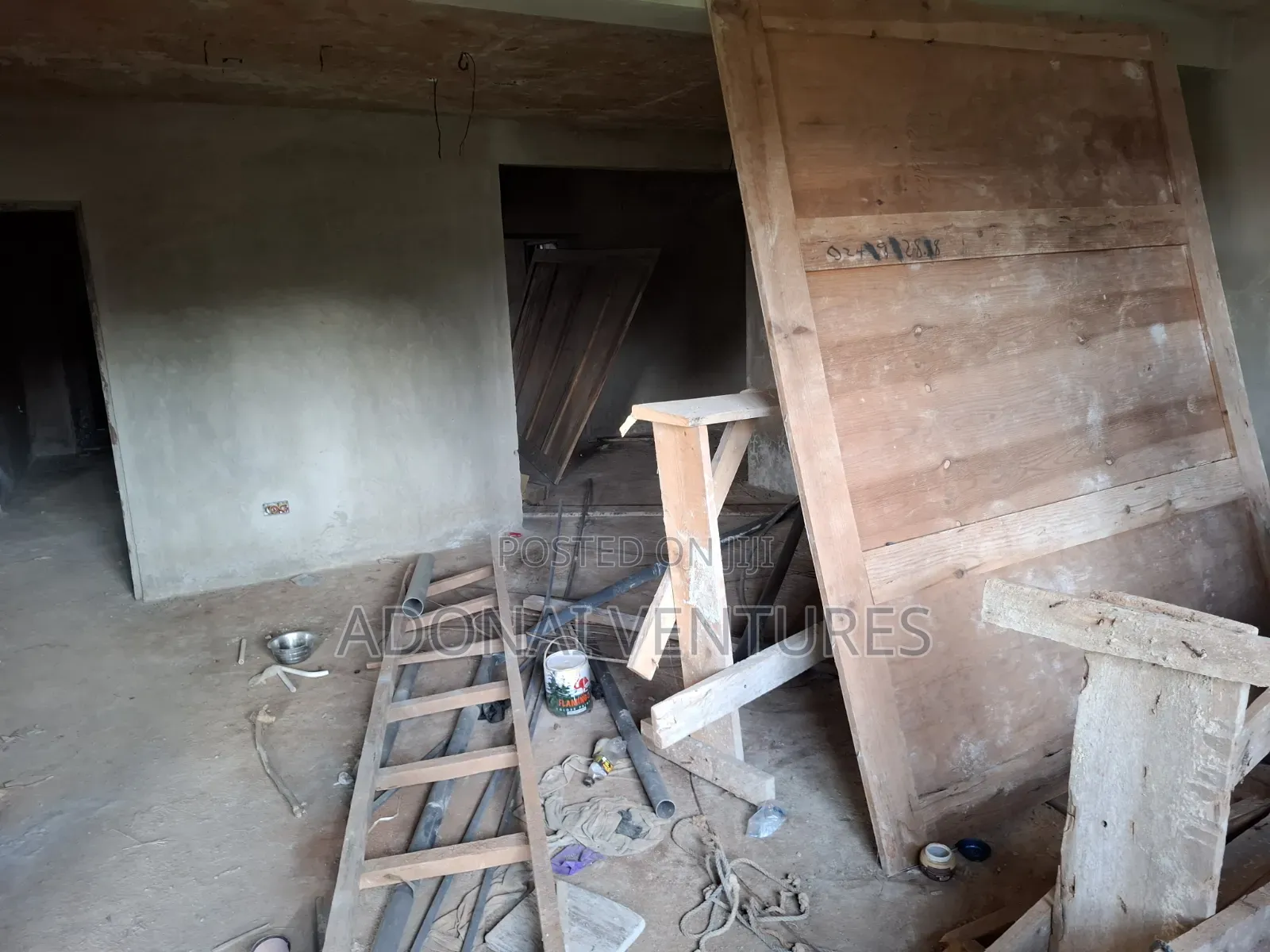 8bdrm House in Sokoban  Aboabo, Kumasi Metropolitan for sale