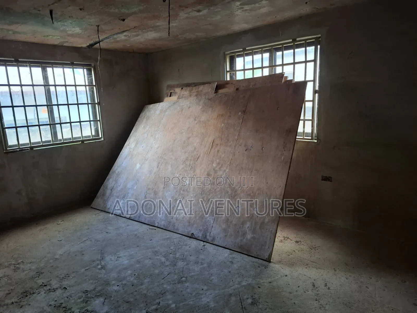 8bdrm House in Sokoban  Aboabo, Kumasi Metropolitan for sale