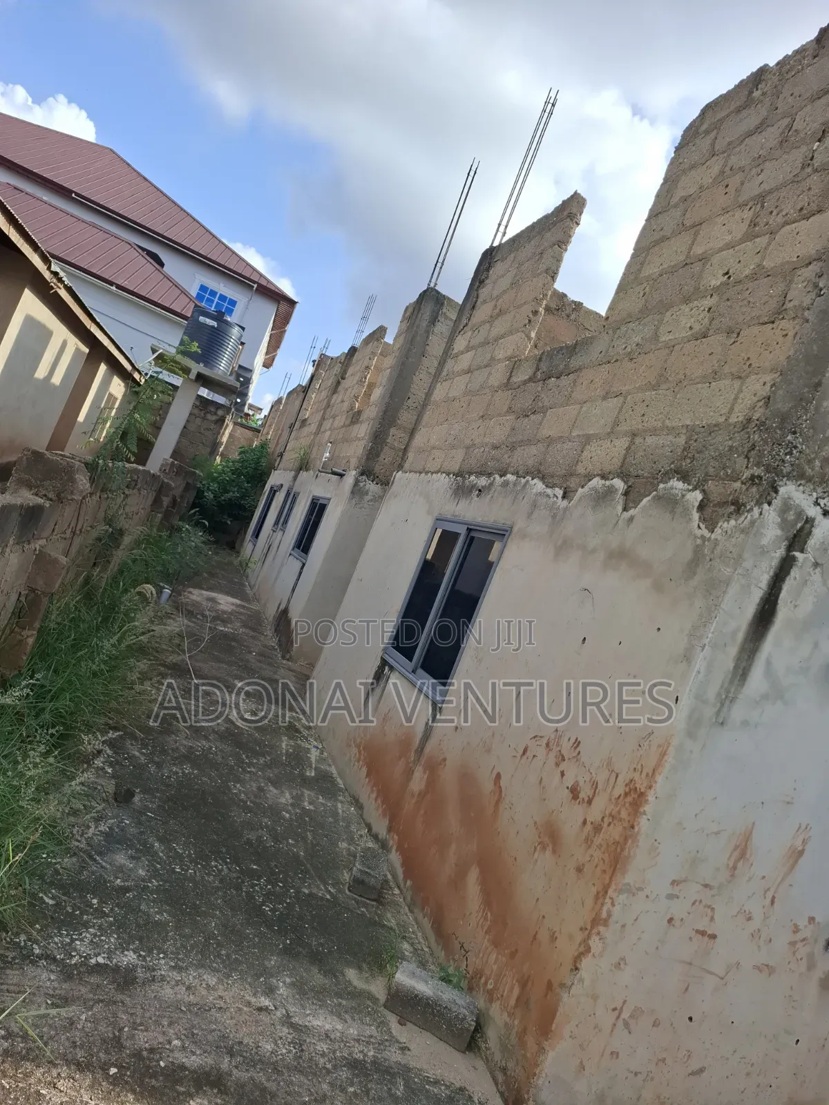 8bdrm House in Sokoban  Aboabo, Kumasi Metropolitan for sale