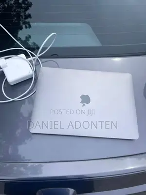 Laptop Apple MacBook Pro 16GB Apple M1 Pro SSD 256GB
