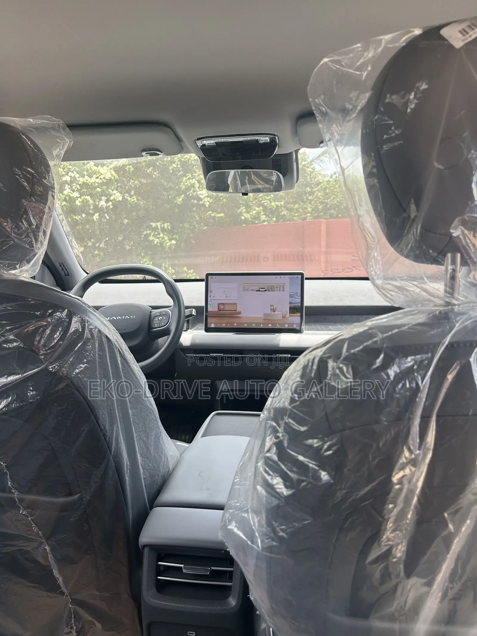 New Dongfeng Nammi Box 42.3 kWh FWD 2025 Ivory