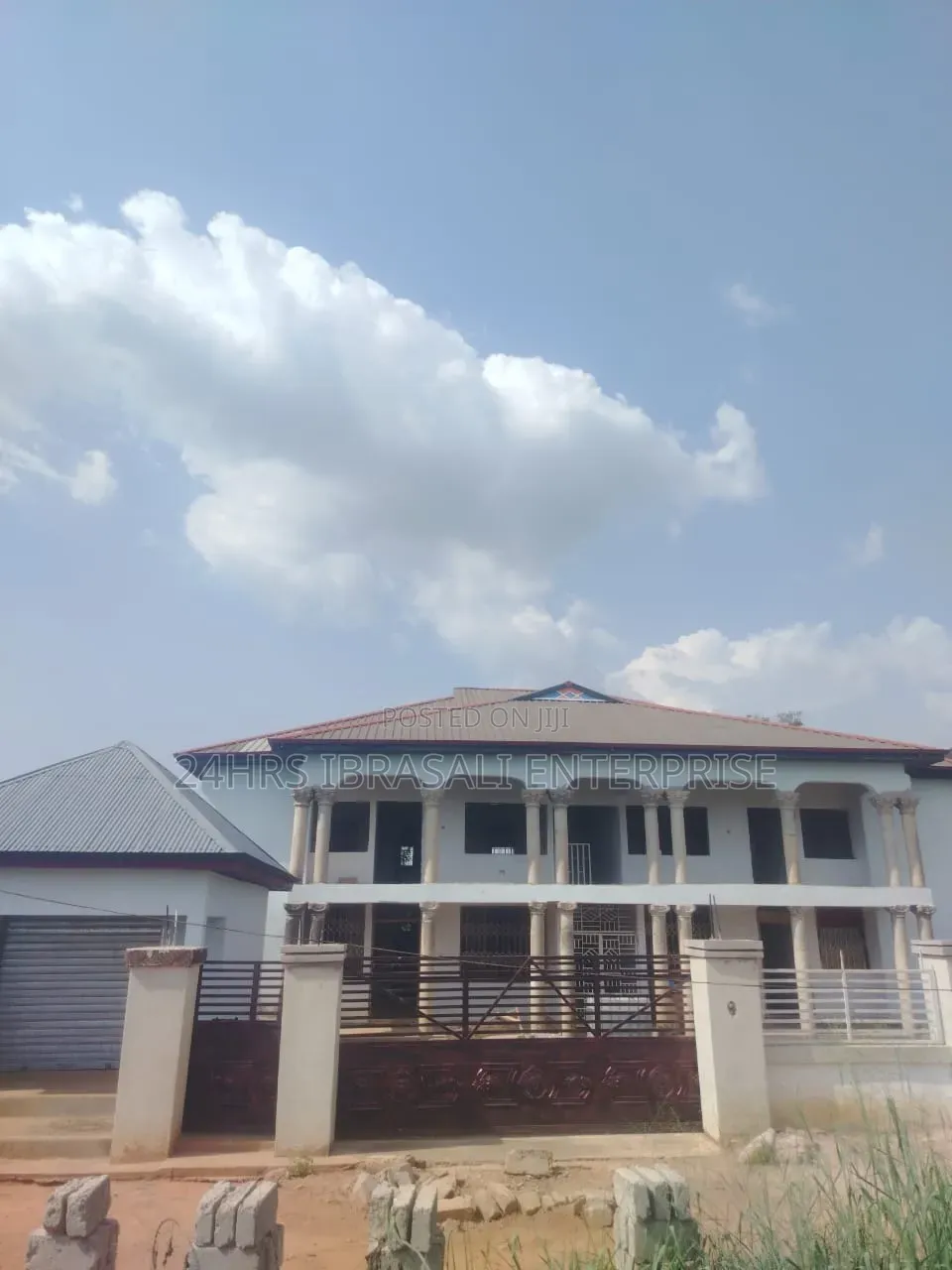 3 Bedroom Flat 4 Unit
