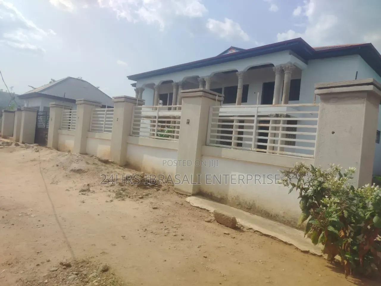 3 Bedroom Flat 4 Unit