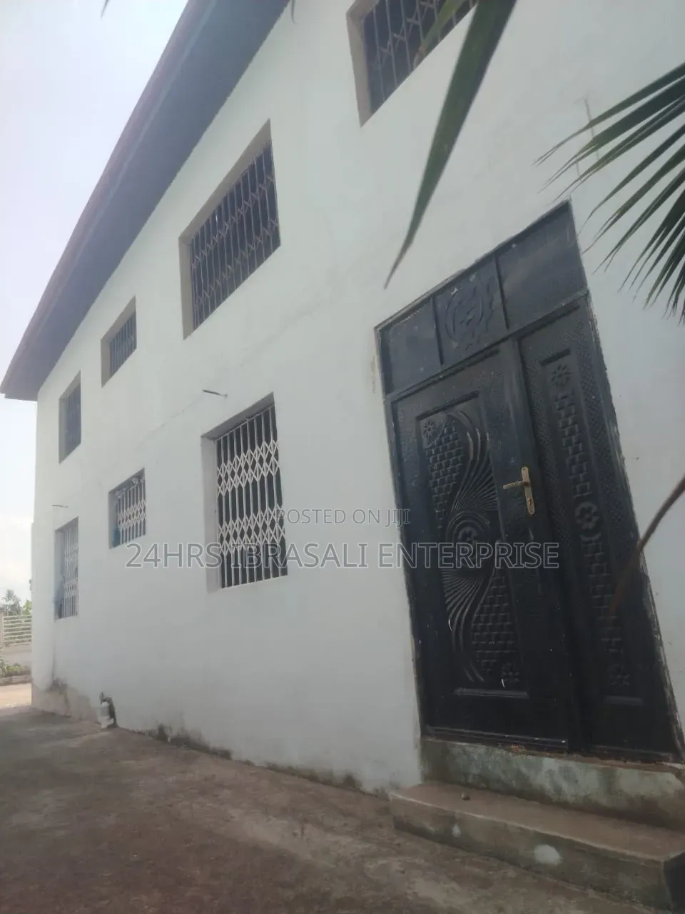 3 Bedroom Flat 4 Unit