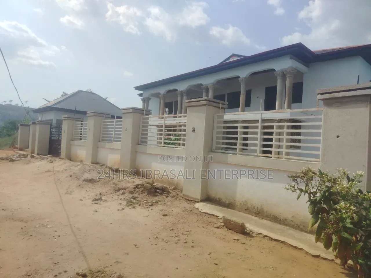 3 Bedroom Flat 4 Unit