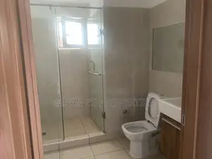 3bdrm Apartment in North Ridge for rent