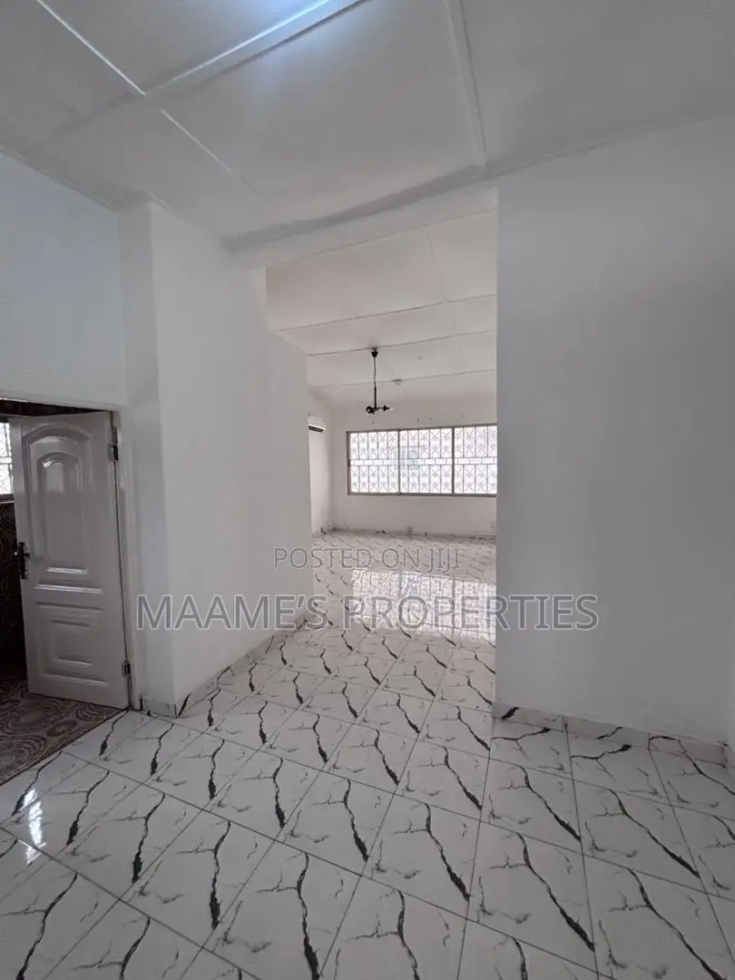 6bdrm House in Labone for rent