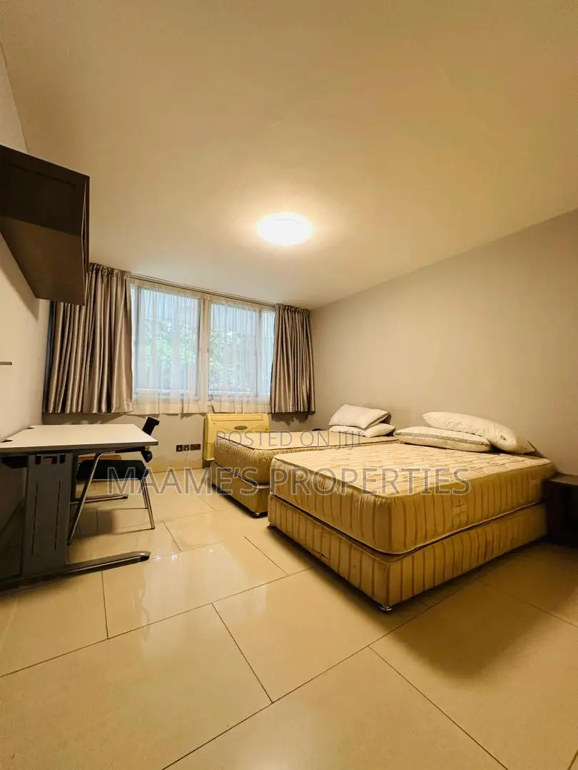 6bdrm Villa in Cantonments for rent