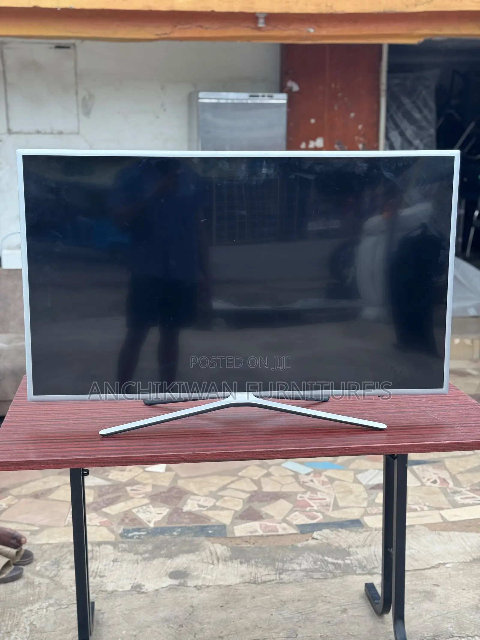 Samsung 50 Inches Uhd Tv/Bluetooth/Satelite /Netflix/Youtube