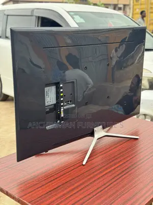 Samsung 50 Inches Uhd Tv/Bluetooth/Satelite /Netflix/Youtube