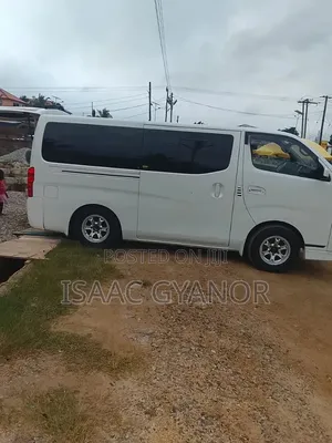 Nissan Caravan (Urvan) 2014 White