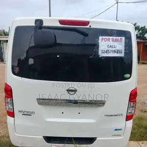 Nissan Caravan (Urvan) 2014 White