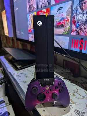 Microsoft Xbox One X 2terrabyte 37games