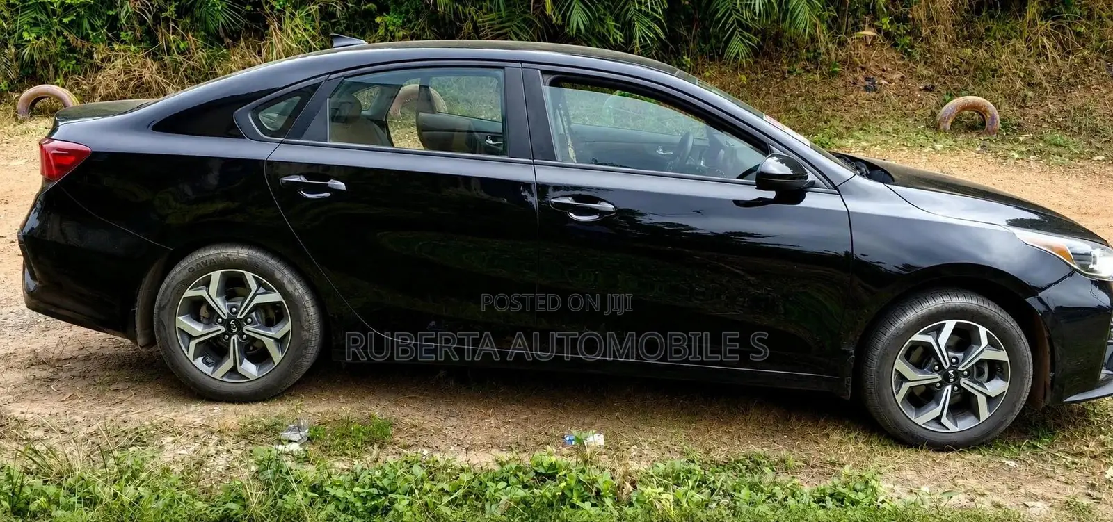 Kia Forte FE 2021 Black