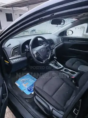 Hyundai Elantra ECO Sedan FWD (1.4L 4cyl 7A) 2017 Black